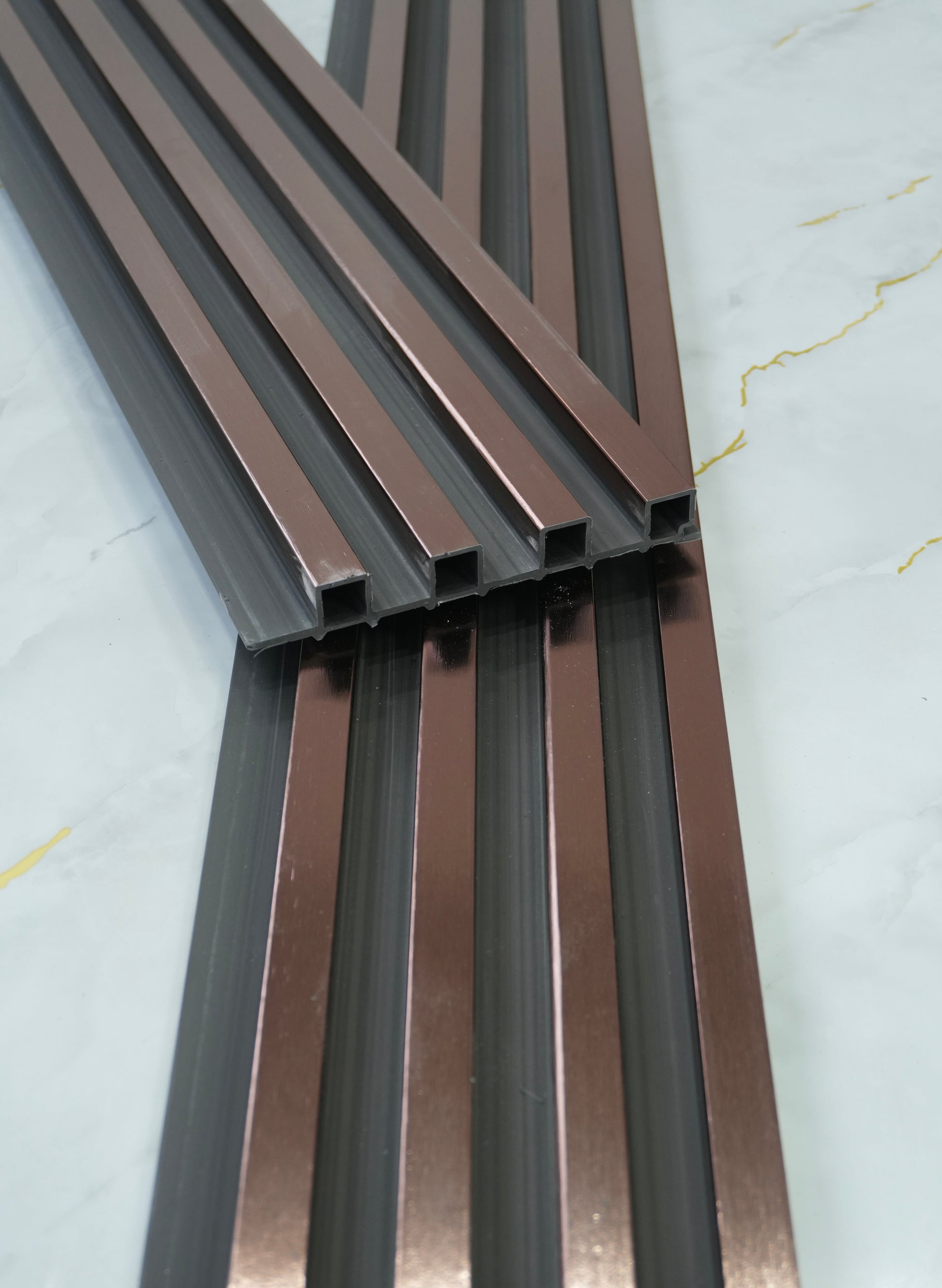 Panel WPC 02-29 - bicolor gris oscuro y bronce